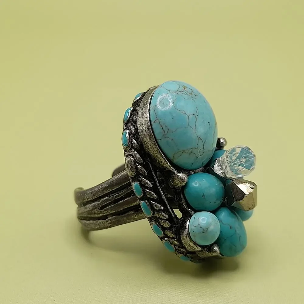 Chico’s Faux Turquoise Beaded Adjustable Ring Silver Tone Cluster Dome Size 8